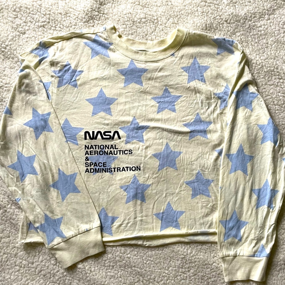 Women’s long sleeve crop top